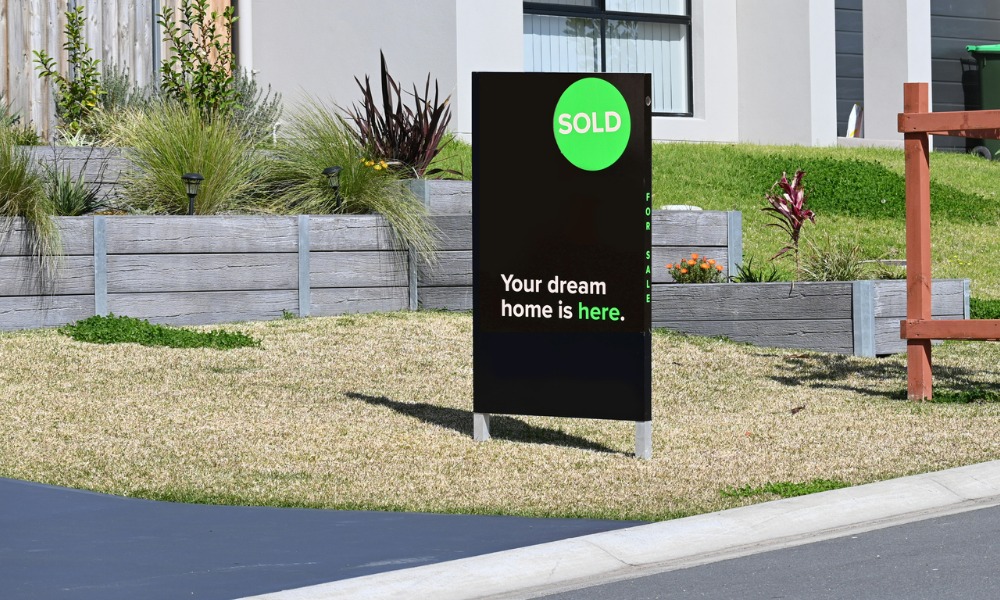 Commercial real estate investors, lenders averse to buying – survey