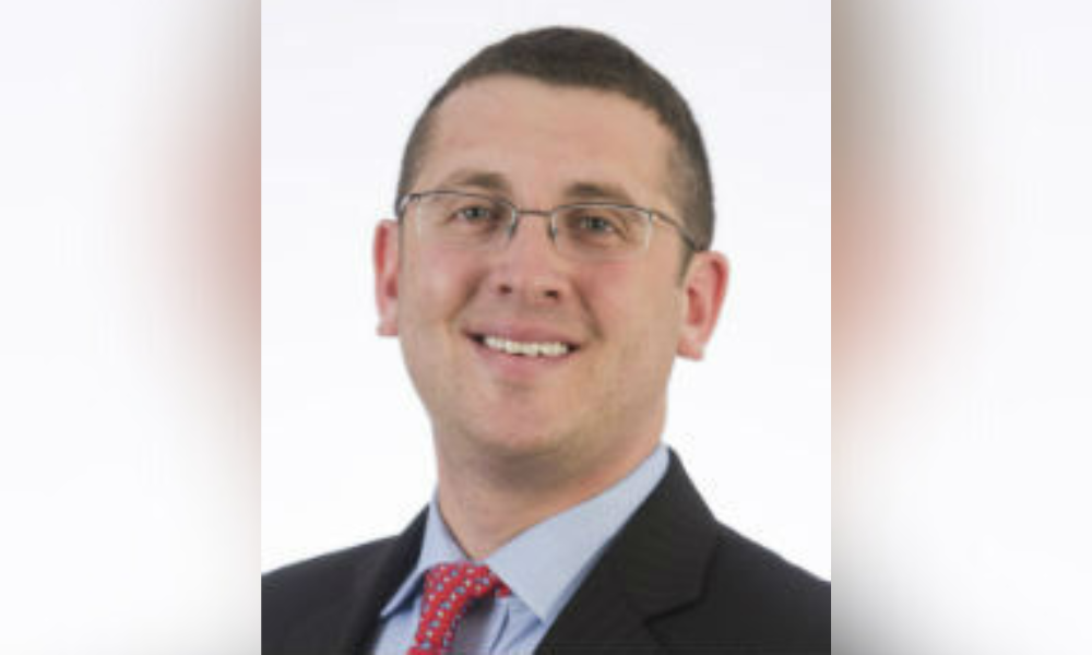 One broker's path from meteorology to mortgage